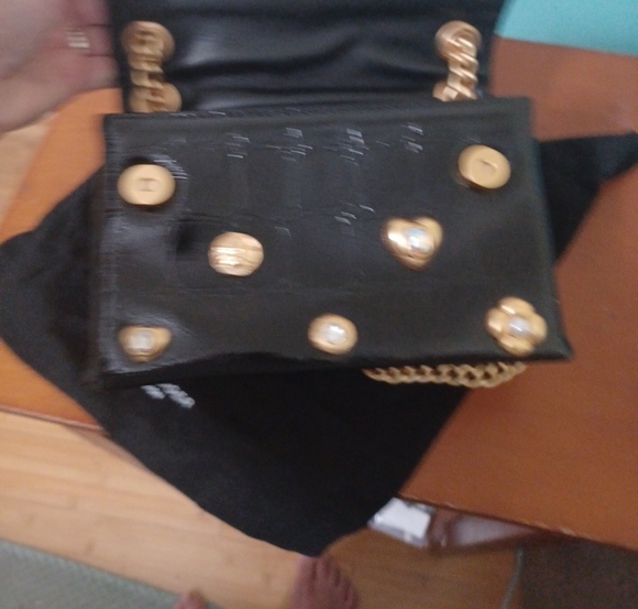 Kurt Geiger "The Kensington" Black/Gold Embossed Leather Mini - Picture 10 of 10